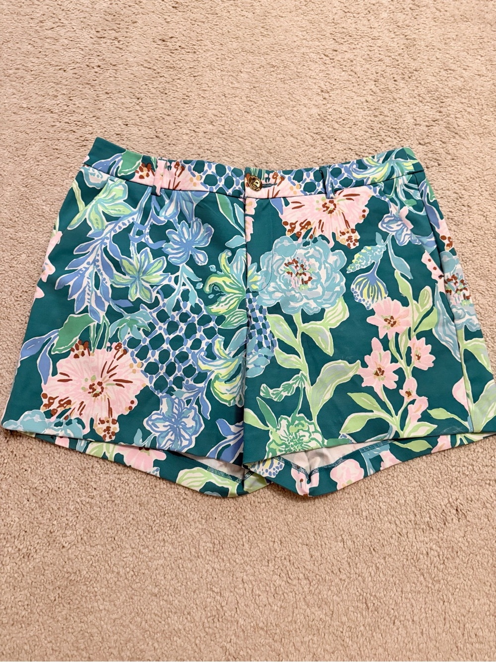 Lilly Pulitzer Callahan Shorts in Multi Hot on the Vine